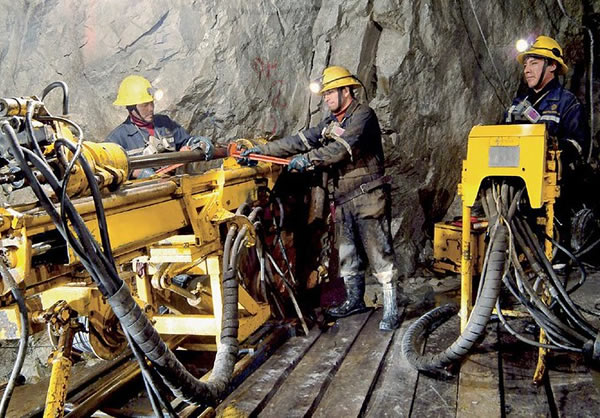 México innova para reducir los riesgos de la actividad Minera