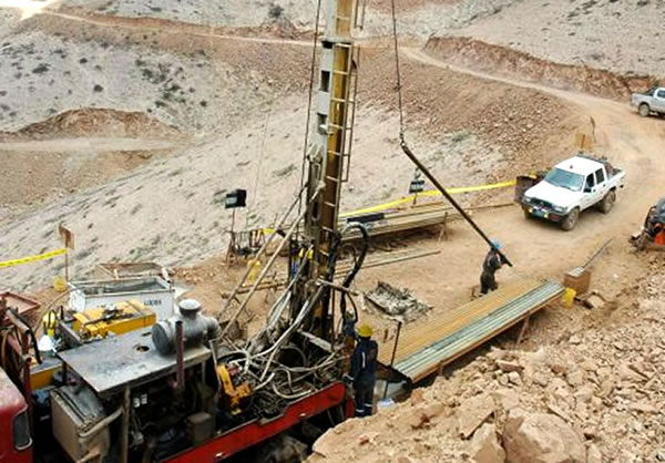 Perú, Producción minera crecería 6,2% en 2015 pese a baja en inversión