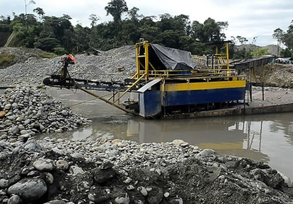 Colombia, Tragedias por minería ilegal han causado cerca de mil muertes