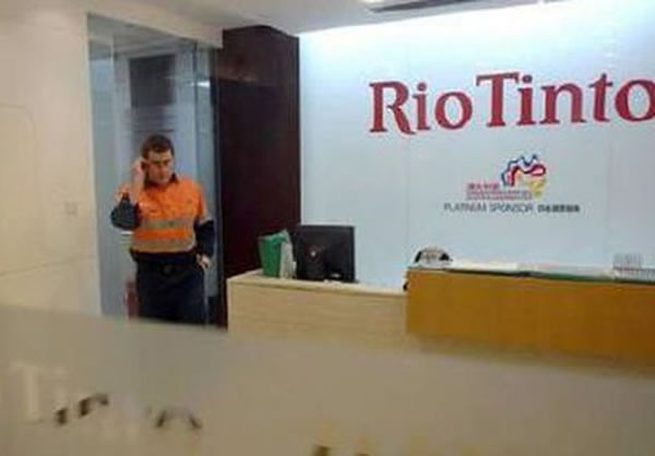 Rio Tinto estudia ofertar por una mina de Ecuador