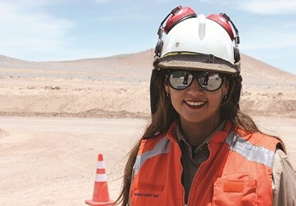 Mujeres en minería, destacar en un rubro de hombres