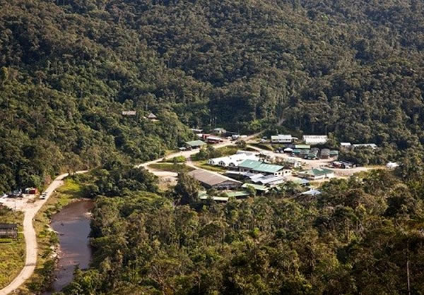 Ecuador ha construido 325 obras con regalías mineras