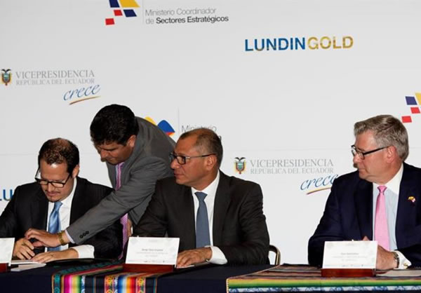 Ecuador firma convenio para extracción minera en proyecto Fruta del Norte