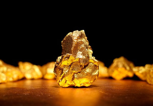 Plata, oro y mineras brillan ante debilitamiento del dólar