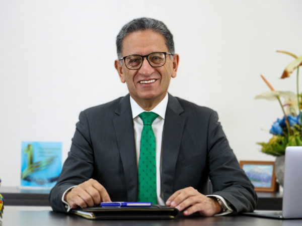 Ecuador: ministro dice que minería es el futuro del país