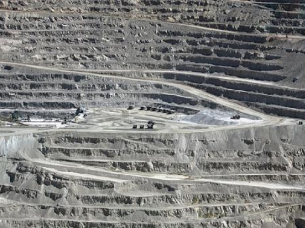 Proyectos mineros inyectan mil millones de dólares a Ecuador