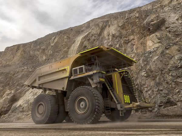 Proyecto minero Curipamba asegura US$ 235,5 millones para su desarrollo en Ecuador