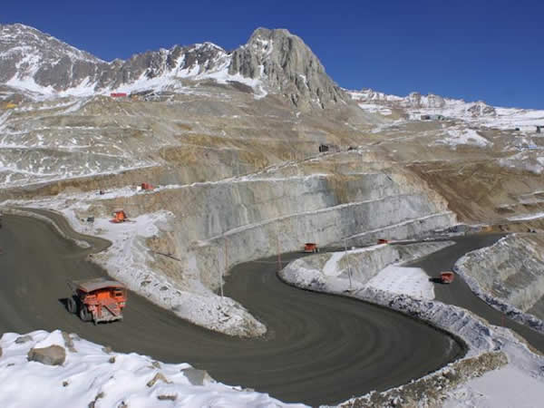 Codelco extiende la vida útil de la mina de cobre Andina a 30 años