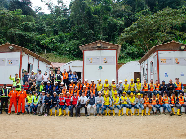 850 habitantes de las comunidades Warints y Yawi, en Morona Santiago, se benefician de obras sociales por el proyecto minero Warintza
