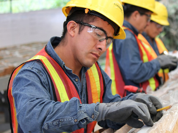 Ecuador alcanzó el nivel de exportación minera mensual más alto en su historia en enero de 2022, con USD 271,85 millones