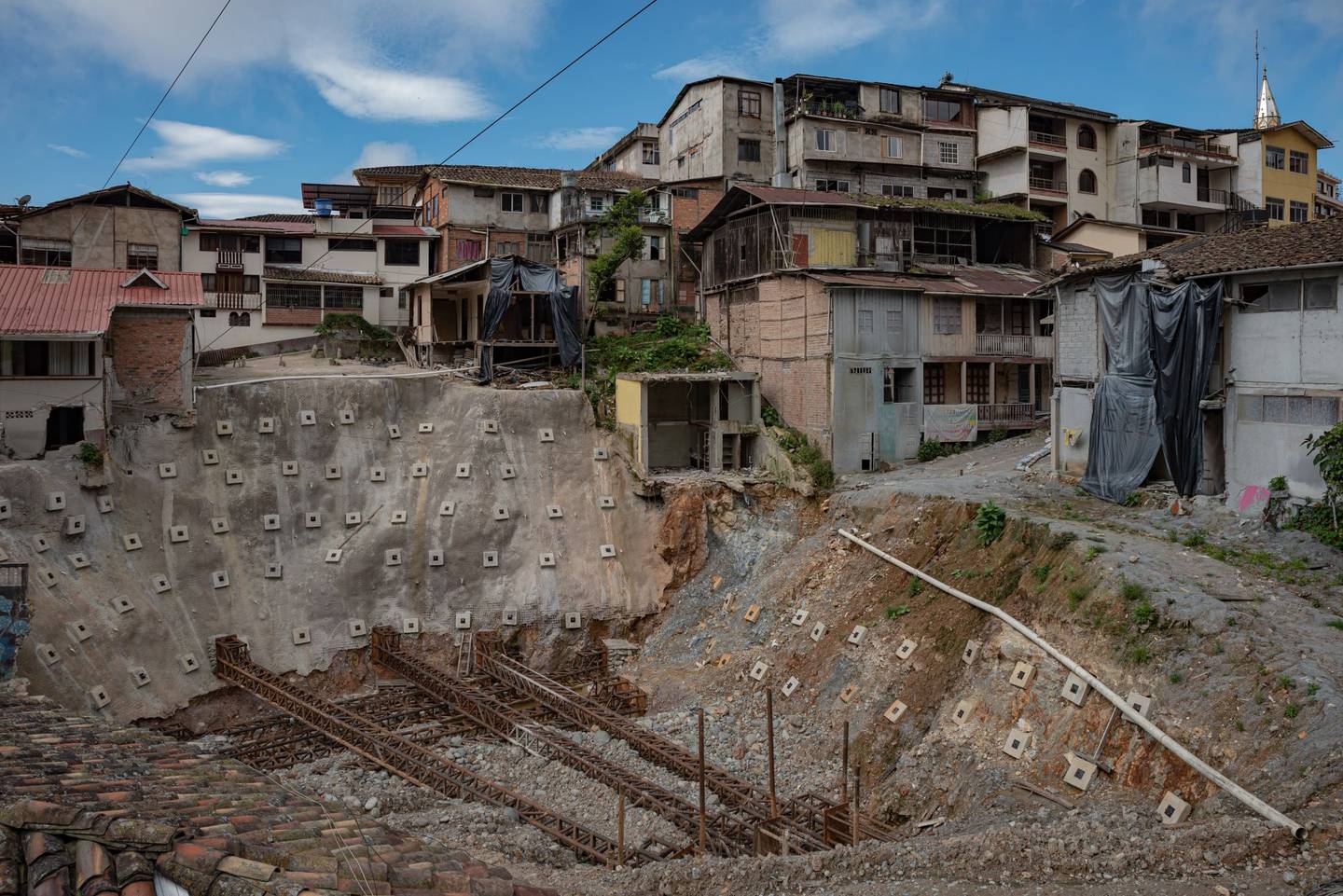Zaruma, el pueblo construido sobre oro que se derrumba poco a poco en Ecuador
