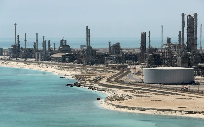 Arabia Saudí dice que la producción de crudo superó los 11 millones de b/d en agosto