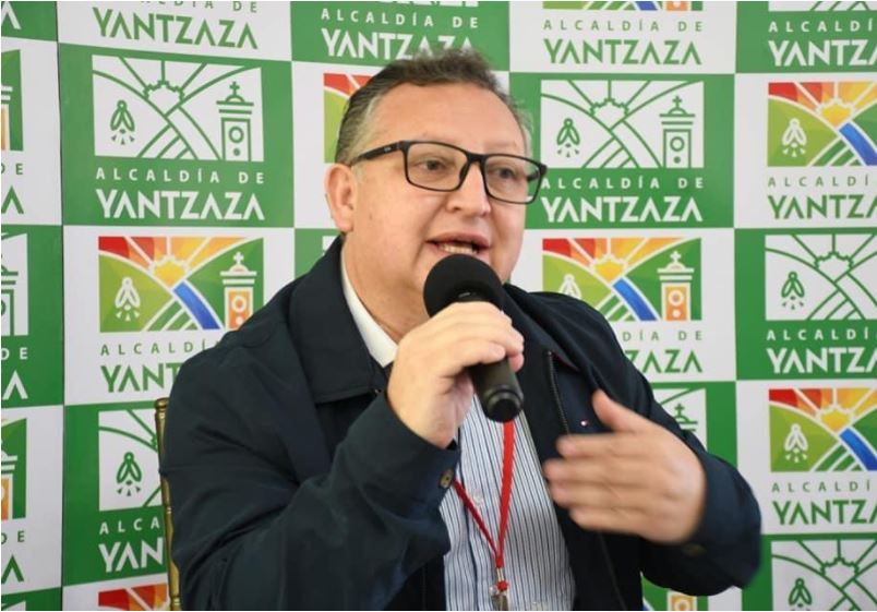 Yantzaza abre sus puertas a la expoferia de encadenamiento productivo y minería